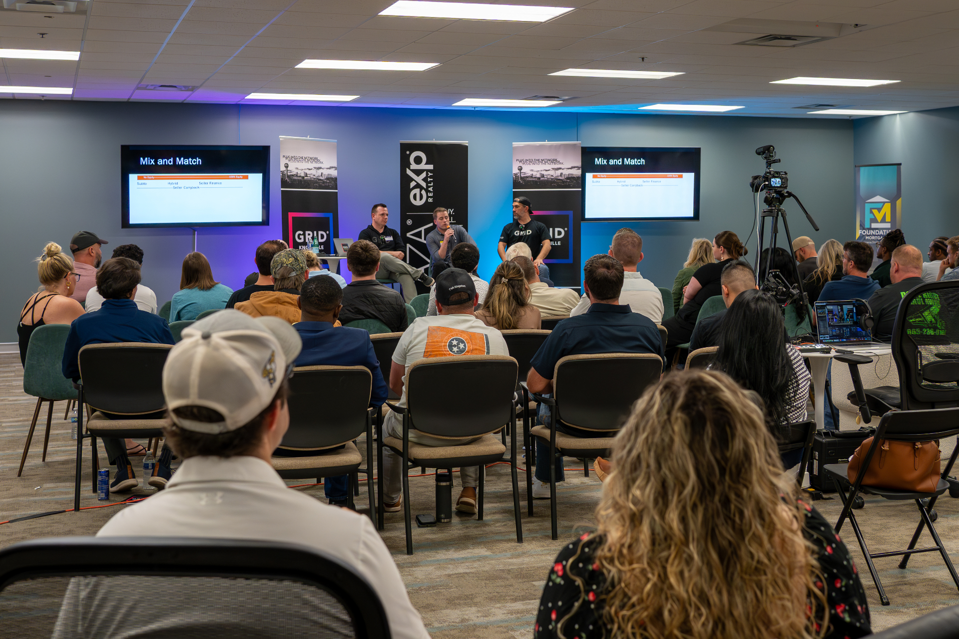 GRID Knoxville monthly meetup in session